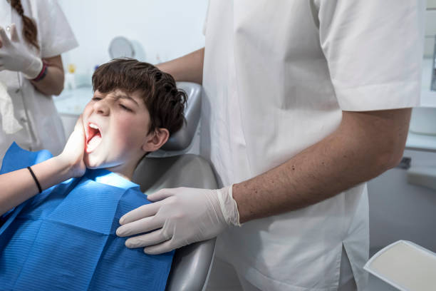 Best Cracked Tooth Emergency Dentist  in Rogersville, AL